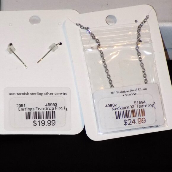 New D'ears Fire & Ice Metallic Earrings & Necklace Set Alaska. Sterling Hooks - Picture 7 of 8